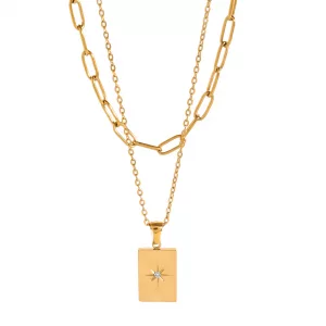 Collier multirang doré à deux chaînes avec pendentifs étoile et carré