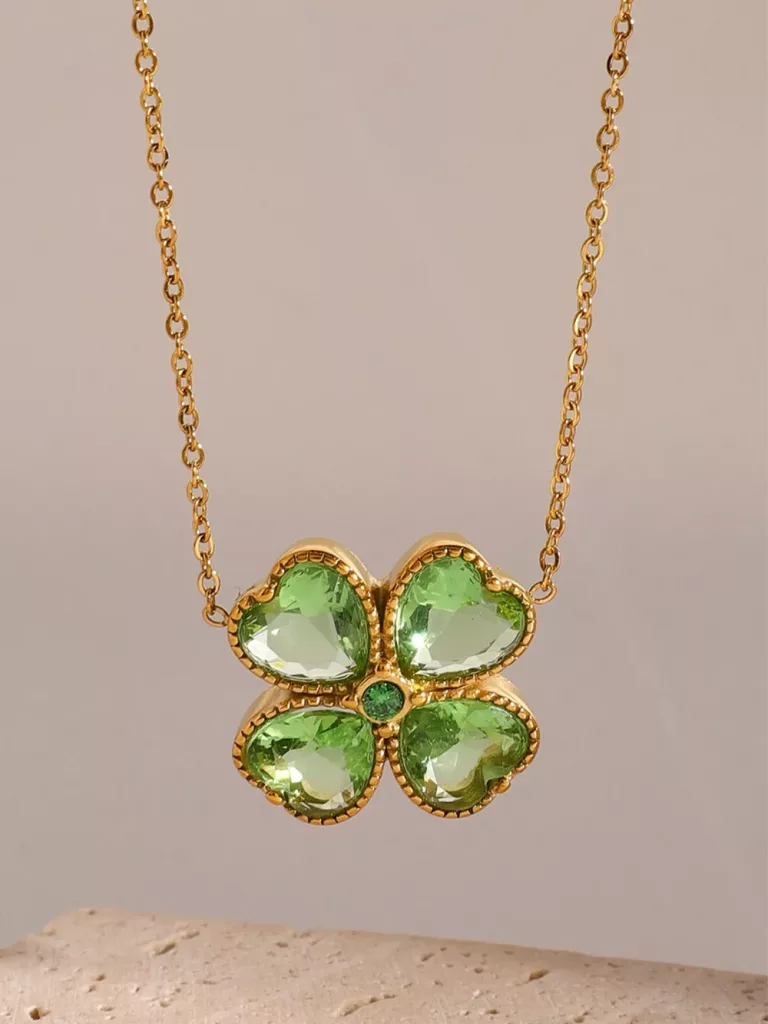 Collier pendentif trèfle 4 feuilles zircon vert en acier inoxydable doré