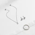 Bijoux minimalistes en acier inoxydable